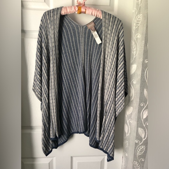 Chico’s wrap Striped sweater knit cardigan poncho size 0 (S) - Picture 3 of 8